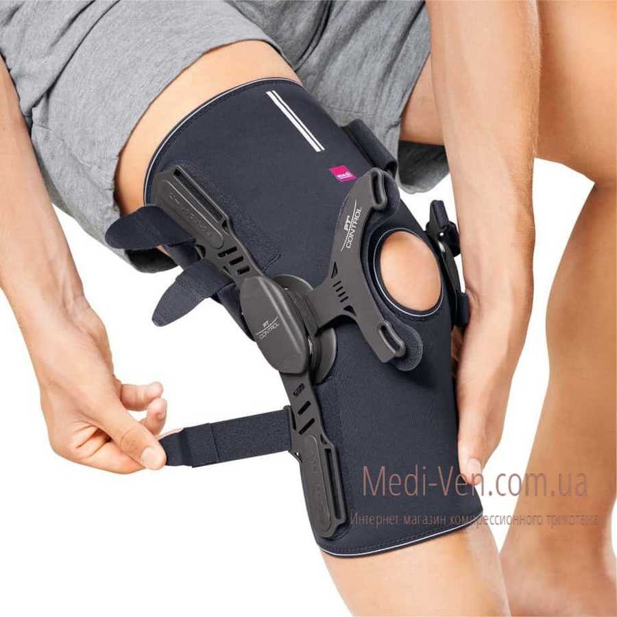 Бандаж для коленного сустава medi PT control с шарнирами physioglide и пателлярной поддержкой - Германия