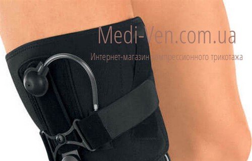 Бандаж для коленного сустава medi Collamed OA с шарнирами physioglide и надувной вставкой для регулировки угла варусного/вальгусного отклонения - Германия